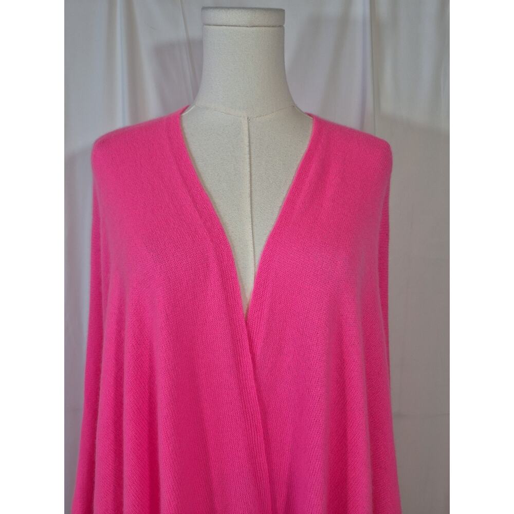 Lilly Pulitzer Terri Pink Cashmere Wrap One Size - Picture 4 of 11